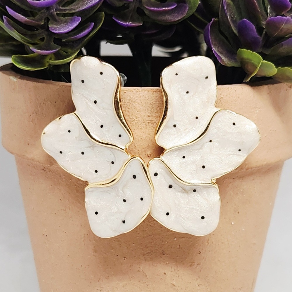 Abstract White Enamel Polka Dot Gold‎ Tone Organic Shape Statement Stud Earrings